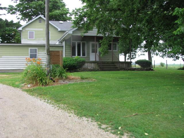 26907 Esmond Rd., Esmond, IL 60129
