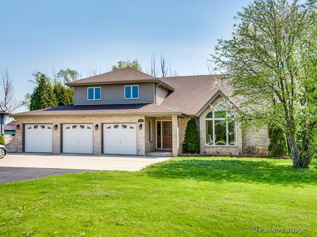 12133 Walker Rd., Lemont, IL 60439