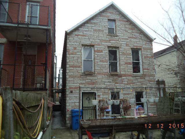 2414 S Whipple St., Chicago, IL 60623