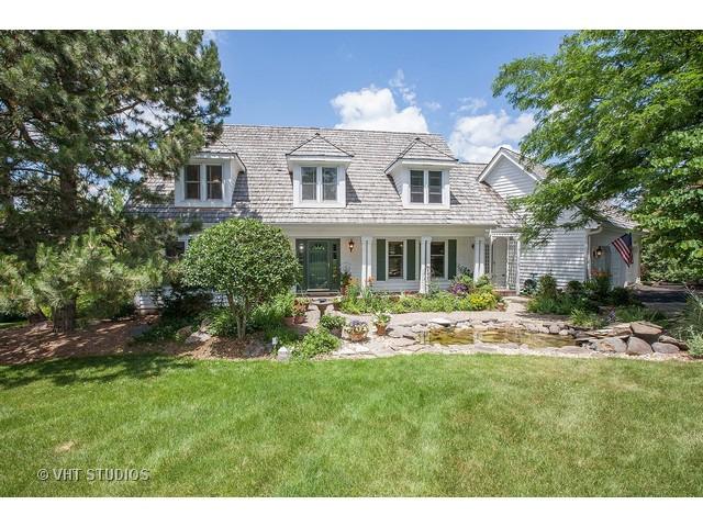24370 N Grandview Dr., Lake Barrington, IL 60010