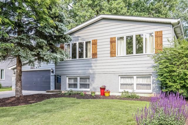 421 Tanglewood Dr., Gurnee, IL 60031