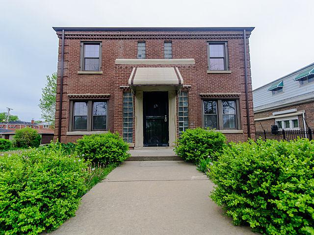 9132 S Dauphin Ave., Chicago, IL 60619