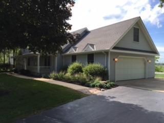 630 W Judson St., Carbon Hill, IL 60416