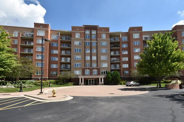 1 N Beacon Pl. #205, La Grange, IL 60525