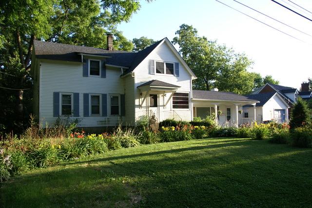 783 6th Ave., Aurora, IL 60505