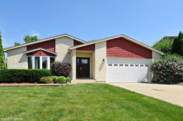1416 Comanche Dr., Bolingbrook, IL 60490