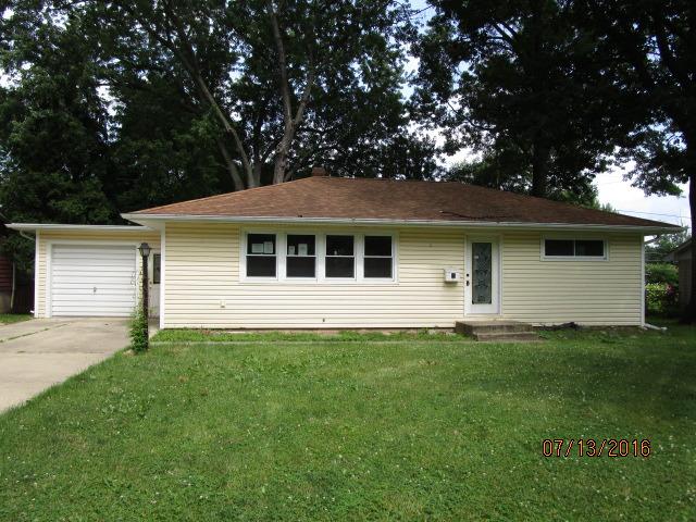 201 Delcy Dr., Dekalb, IL 60115