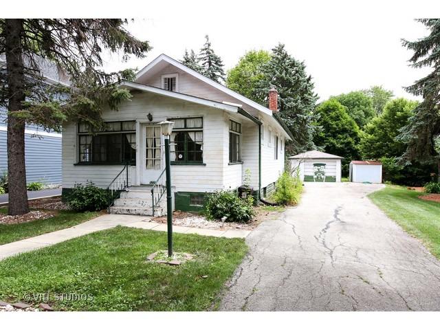 5229 Fairmount Ave., Downers Grove, IL 60515