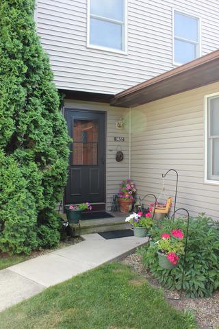 1822 Kerrybrook Ct., Sycamore, IL 60178