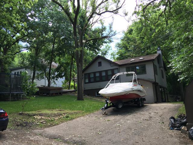 39216 N Jackson Dr., Spring Grove, IL 60081