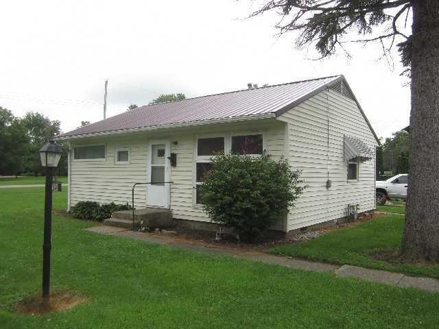 480 E Concord St., Sheldon, IL 60966