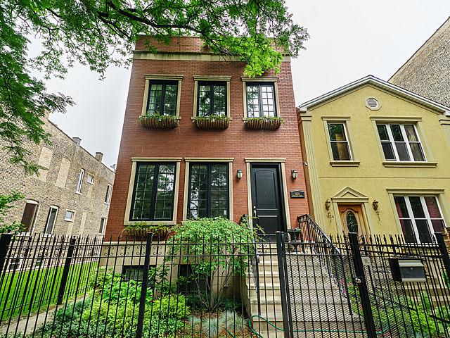 1626 W Huron St., Chicago, IL 60622