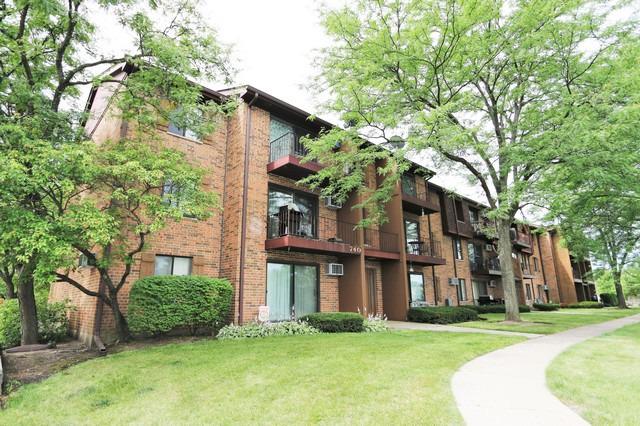 740 N Briar Hill Ln. #6, Addison, IL 60101
