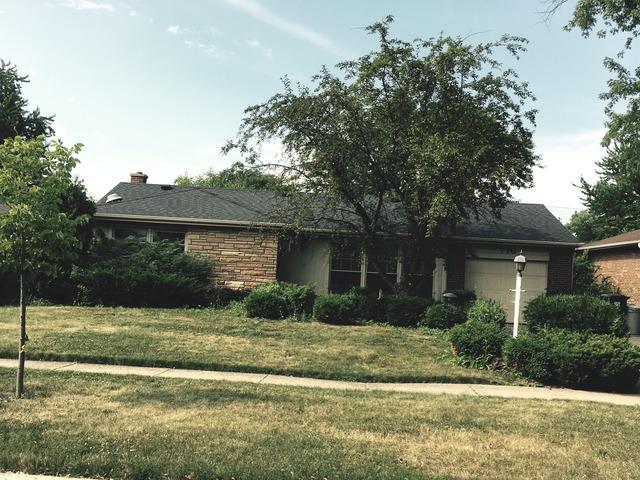 710 W Dresser Dr., Mount Prospect, IL 60056
