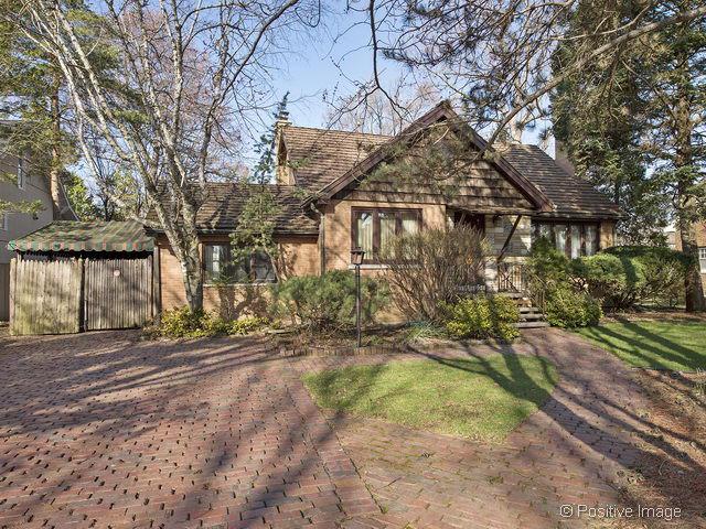 44 N Edgewood Ave., La Grange, IL 60525