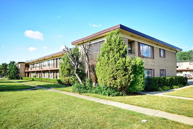 39 King Arthur Ct. #18, Northlake, IL 60164