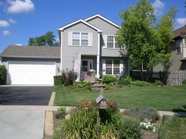 7 Marion Ct., Lake In The Hills, IL 60156