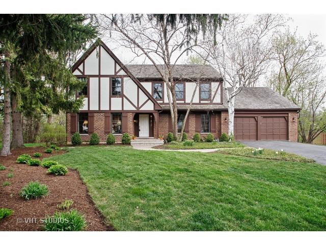 165 Hilltop Ave., Barrington, IL 60010
