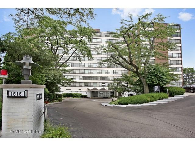 1616 Sheridan Rd. #5G, Wilmette, IL 60091