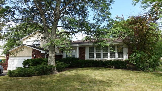 902 Suffield Ter., Northbrook, IL 60062