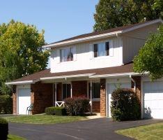 96 Wiltshire Ct., Schaumburg, IL 60193