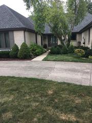 511 Lakeshore Dr., Barrington, IL 60010