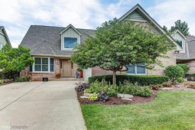 919 Wedgewood Dr., Crystal Lake, IL 60014