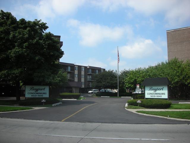 9820 S Pulaski Rd. #107, Oak Lawn, IL 60453