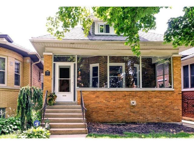 2661 W Eastwood Ave., Chicago, IL 60625