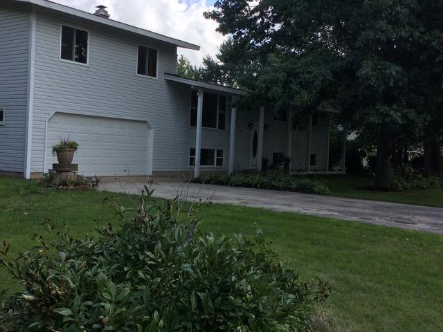 9210 Butternut Dr., Crystal Lake, IL 60014