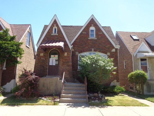 6041 S Komensky Ave., Chicago, IL 60629