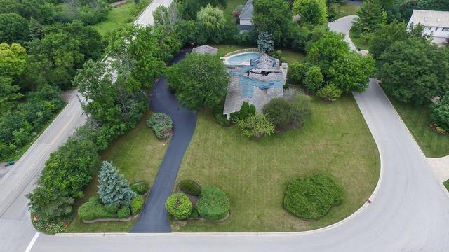 1300 Edgewood Ln., Northbrook, IL 60062