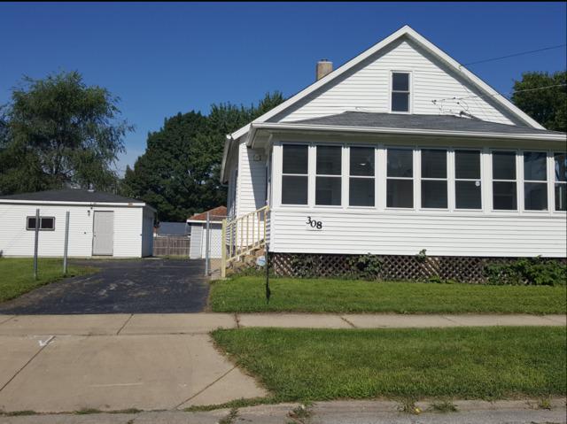 308 Beach St., Aurora, IL 60505
