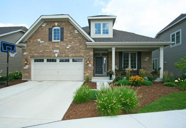 415 Greenleaf Ct., Westmont, IL 60559