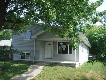 2703 21st St., Zion, IL 60099