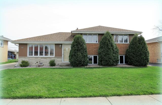 7831 W 74th St., Bridgeview, IL 60455