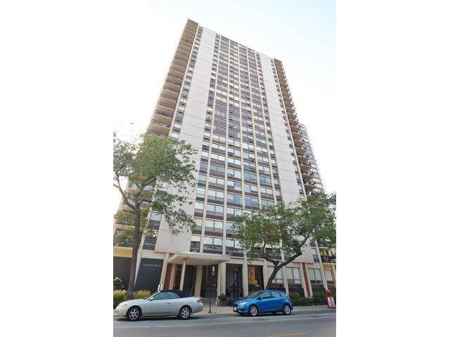 1355 N Sandburg Ter. #2401D, Chicago, IL 60610