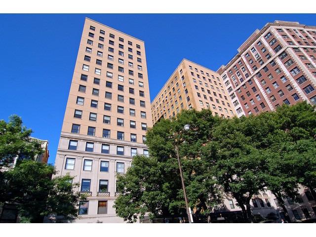 3730 N Lake Shore Dr. #16B, Chicago, IL 60613