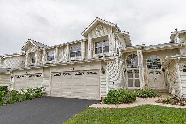 705 Sturnbridge Ln., Schaumburg, IL 60173