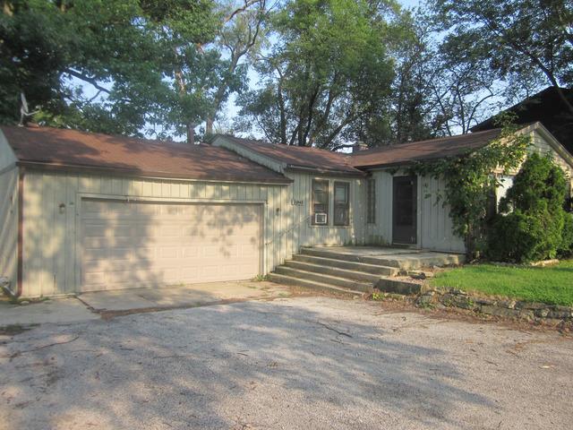 10243 S 86th Ct., Palos Hills, IL 60465