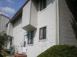 524 Del Lago Dr., Schaumburg, IL 60173