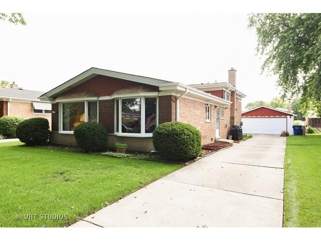 10005 Maple Ave., Oak Lawn, IL 60453