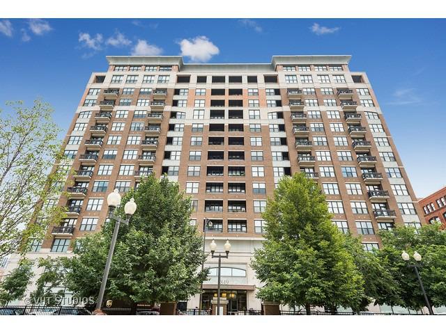 849 N Franklin St. #407, Chicago, IL 60610