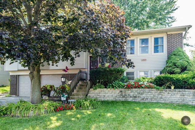 692 Banbury Way, Bolingbrook, IL 60440