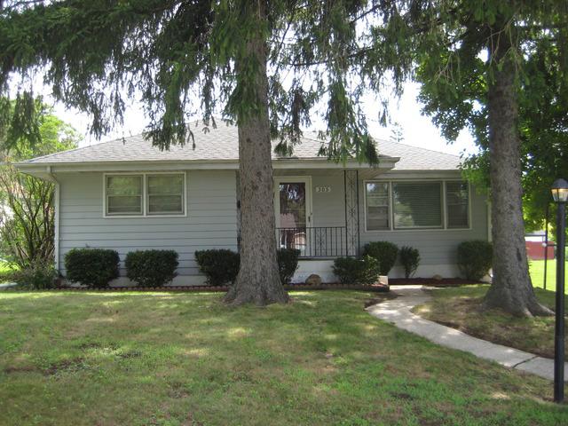 305 S Hudson St., Westmont, IL 60559