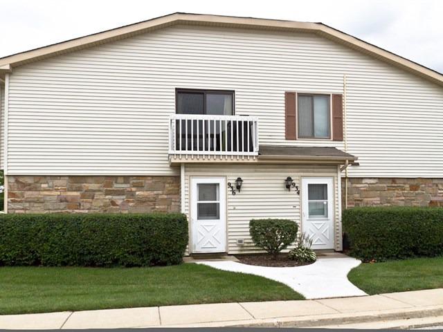 936 Monroe Ct., Vernon Hills, IL 60061