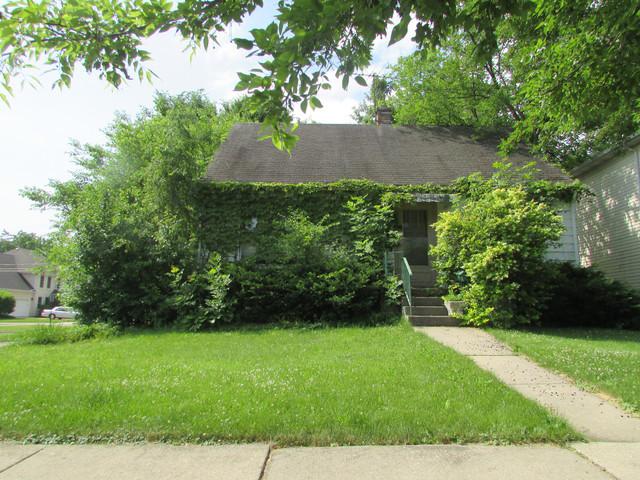 101 W Quincy St., Westmont, IL 60559