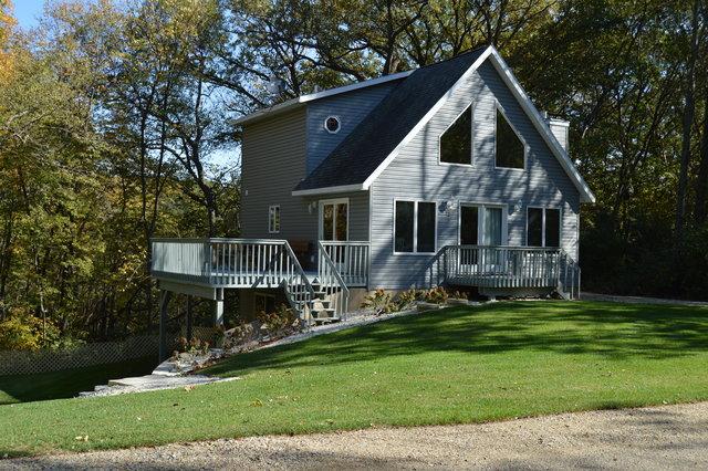 12 N Walnut Dr., Putnam, IL 61560