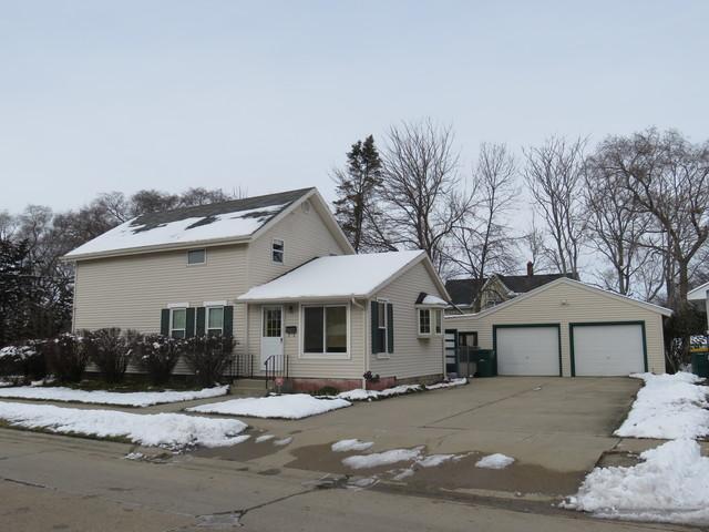 458 Park Ave., Sycamore, IL 60178