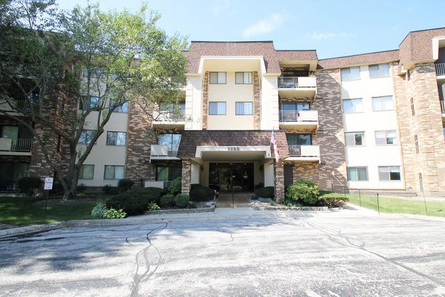 3350 N Carriageway Dr. #214, Arlington Heights, IL 60004